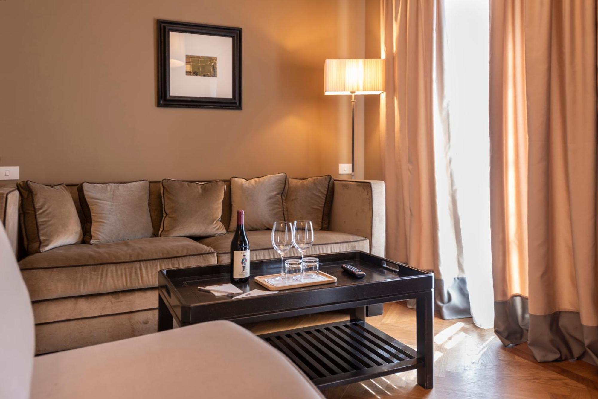 Villa Pattono Relais Костильоле-д'Астри Экстерьер фото